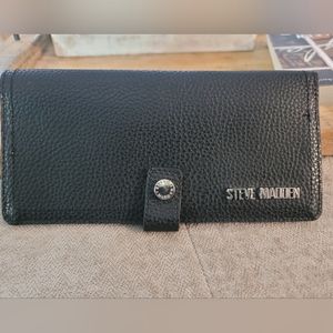 Steve madden wallet